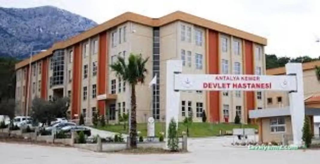 Antalya'da O Devlet Hastanesinde Düğmeye Basıldı 3